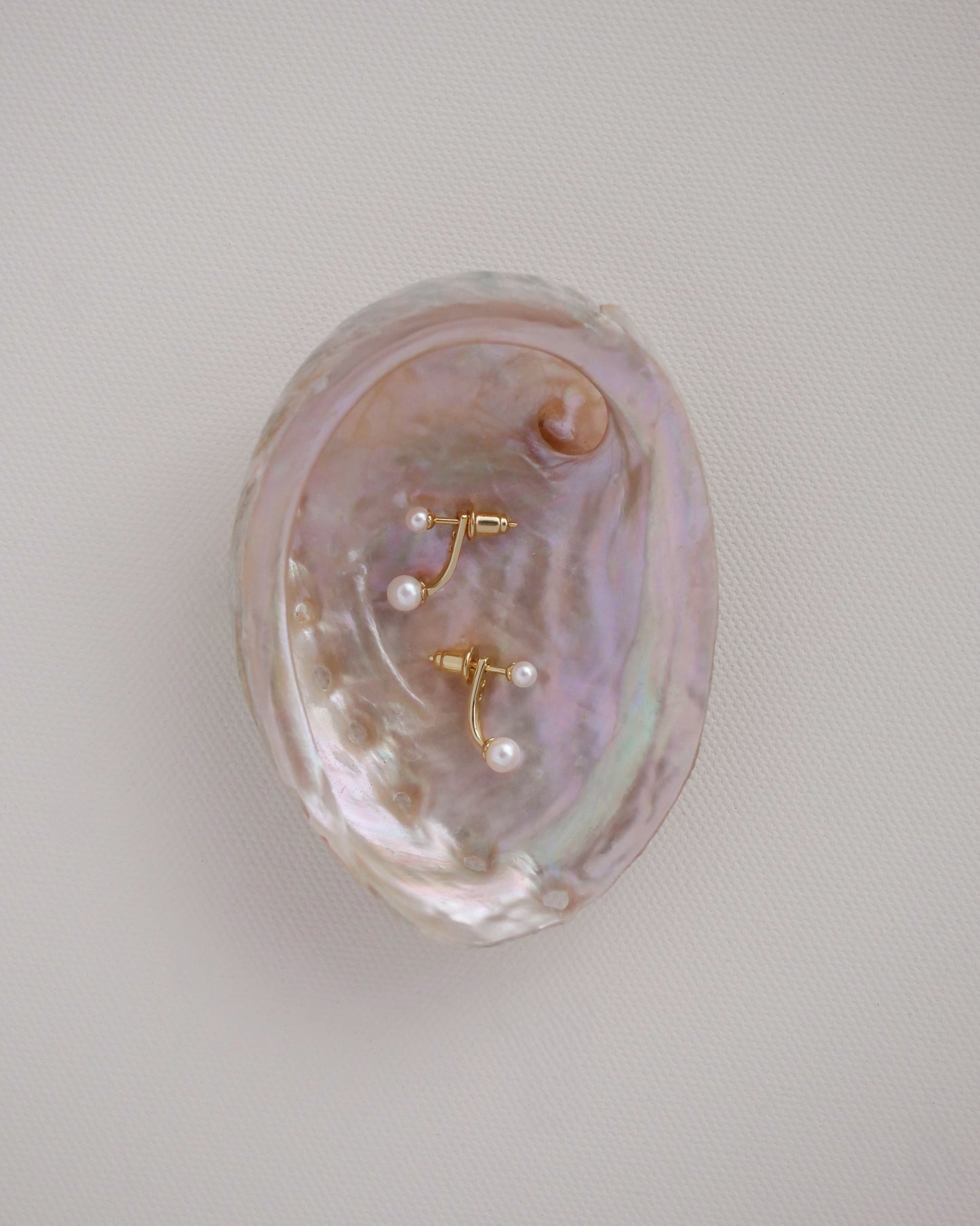 Lumy Earrings │ 珍珠耳環