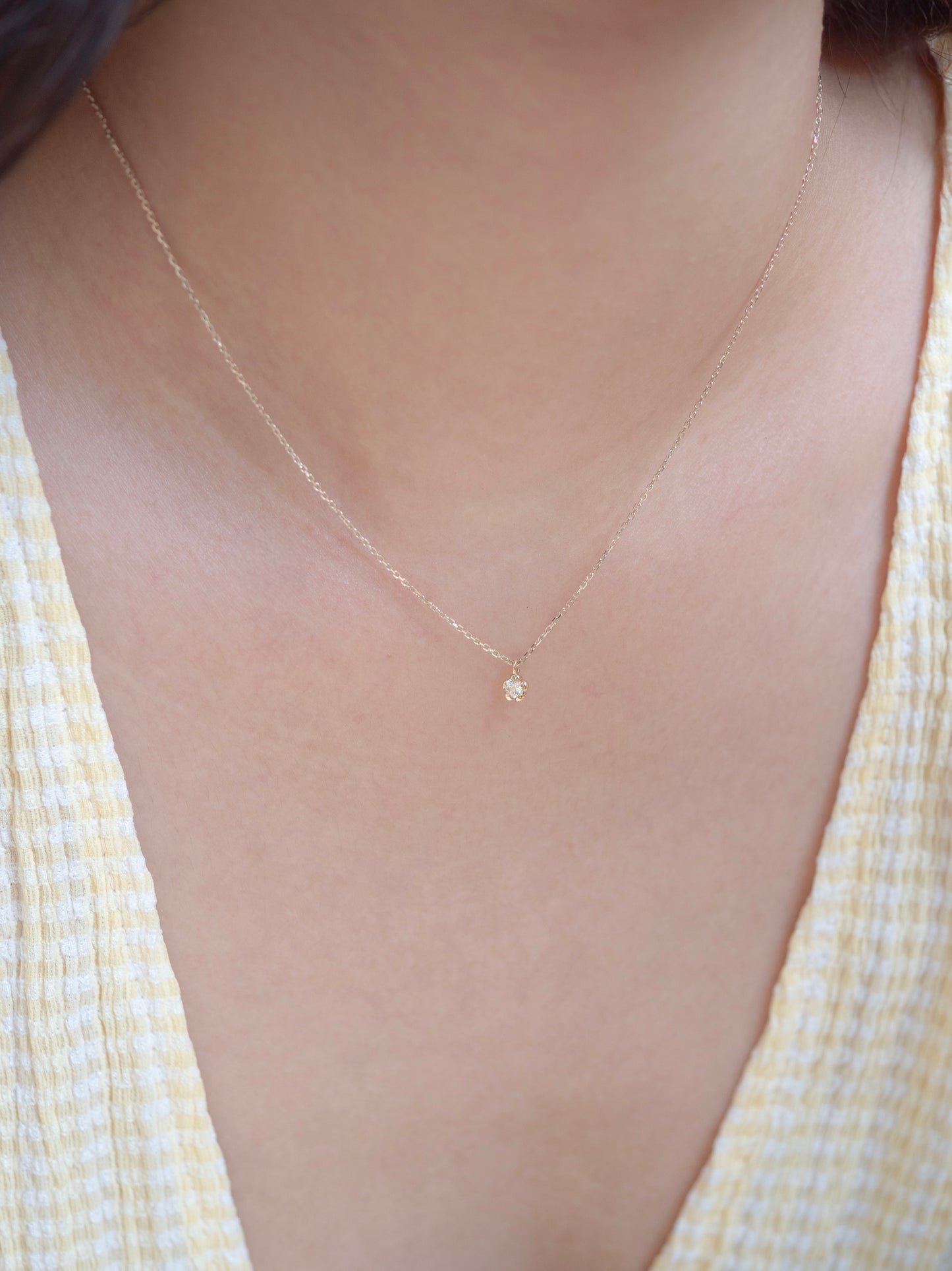 Bloomy Solitaire Necklace │ 10K金 小花項鍊