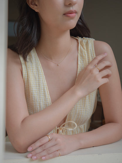 Bloomy Solitaire Necklace │ 10K金 小花項鍊