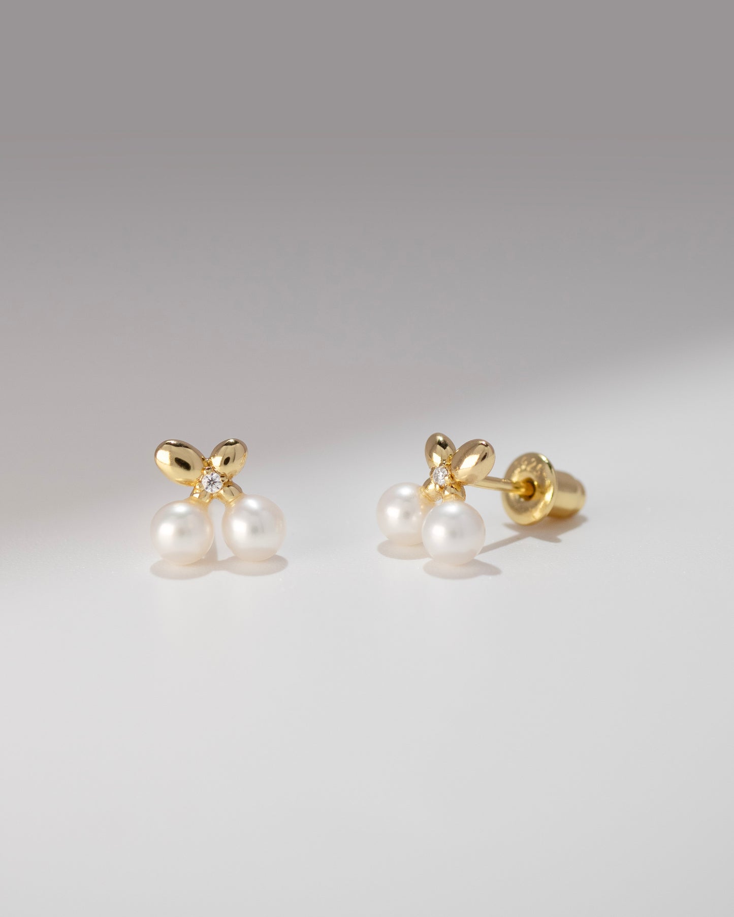 Pearl Cherry Earrings │ 白櫻 耳環