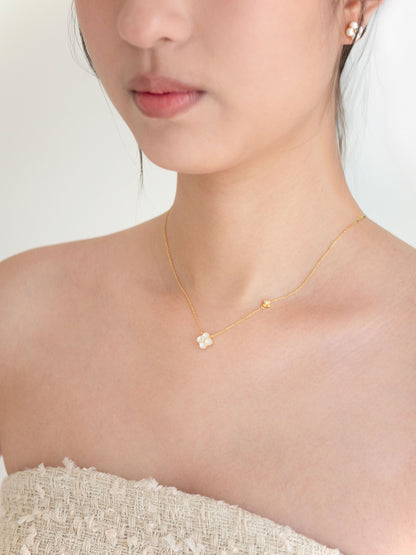 Clova Necklace │  四葉花母貝項鍊